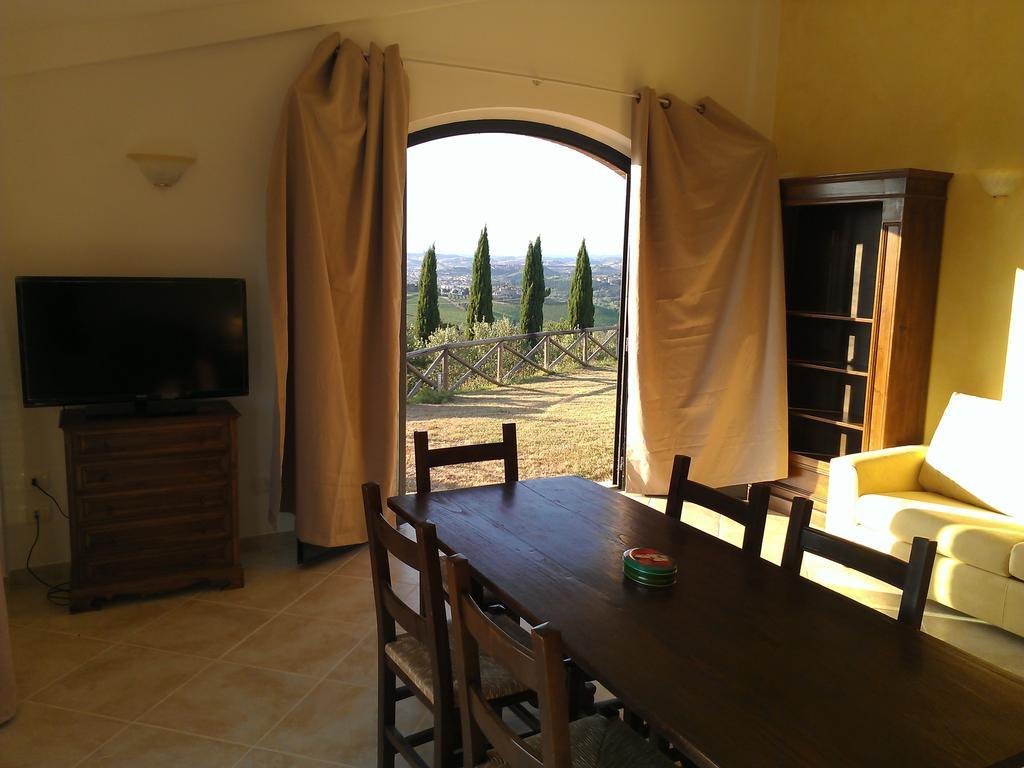 Il Crinale Apartment San Gimignano Cameră foto