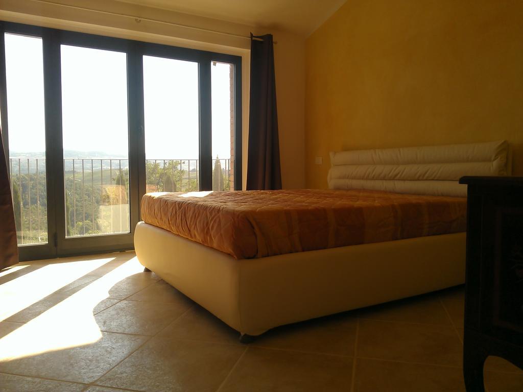 Il Crinale Apartment San Gimignano Cameră foto