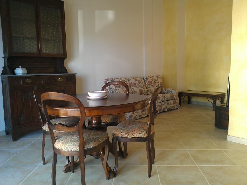 Il Crinale Apartment San Gimignano Cameră foto